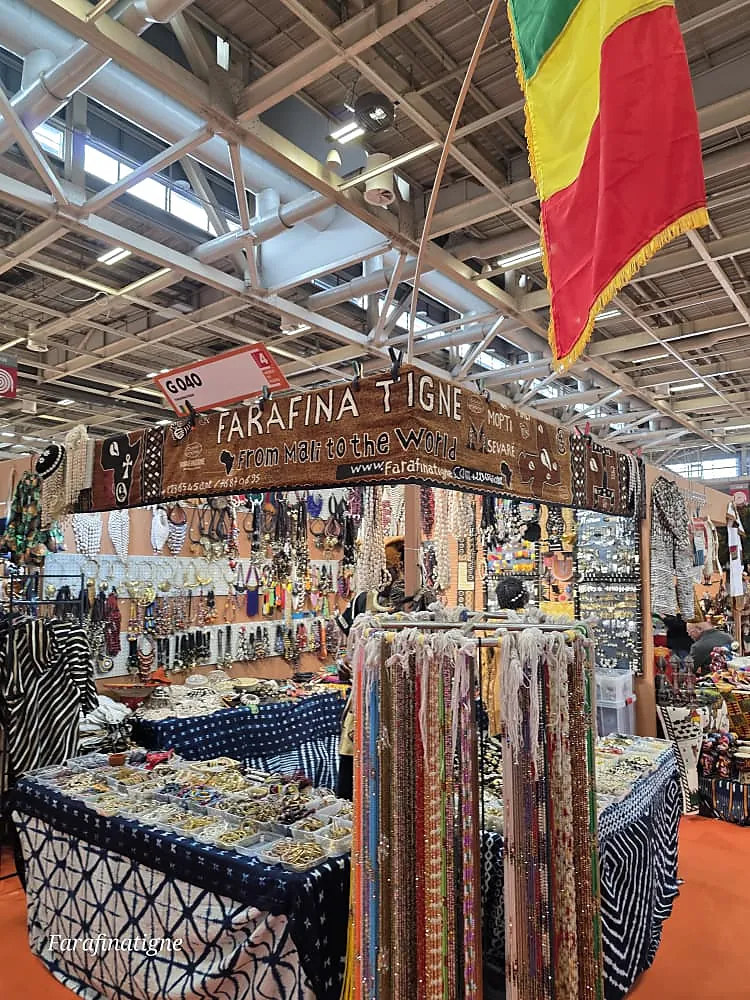 Stand Farafinatignɛ, Foire de Paris